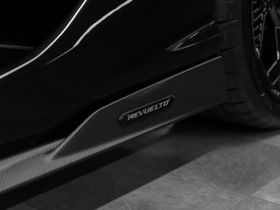 Lamborghini Revuelto Москва  - изображение 38