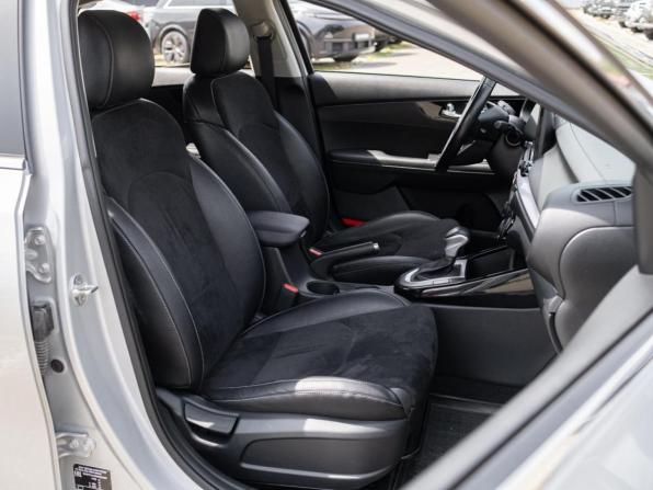 Kia Cerato IV Рестайлинг с пробегом 2021 года, цена 2 025 000 рублей, 81704 км, седан, Автокод Объявления