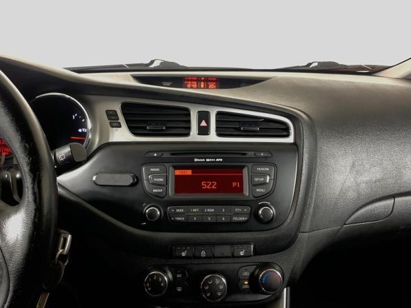Kia Ceed II с пробегом 2014 года, цена 1 020 000 рублей, 121790 км, универсал, Автокод Объявления