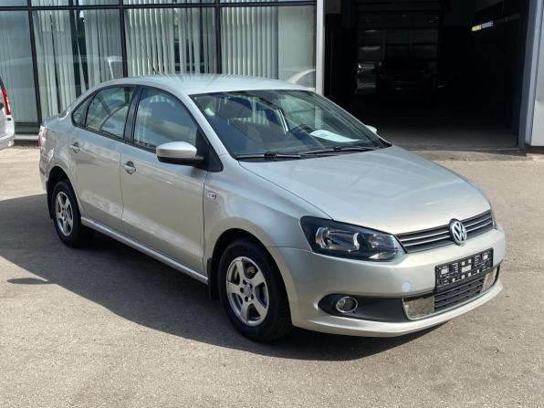 Volkswagen Polo V с пробегом 2012 года, цена 708 000 рублей, 190600 км, седан, Автокод Объявления