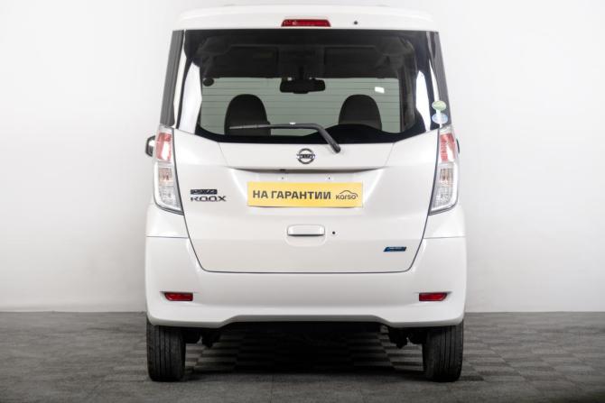 Nissan Dayz Roox I Рестайлинг с пробегом 2016 года, цена 899 000 рублей, 56000 км, хэтчбек, Автокод Объявления