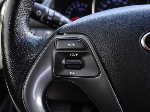 Kia Rio III Рестайлинг с пробегом 2015 года, цена 930 000 рублей, 233532 км, седан, Автокод Объявления