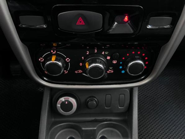 Renault Duster I с пробегом 2014 года, цена 835 000 рублей, 141308 км, внедорожник, Автокод Объявления
