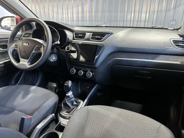 Kia Rio III Рестайлинг с пробегом 2015 года, цена 1 349 900 рублей, 21000 км, седан, Автокод Объявления