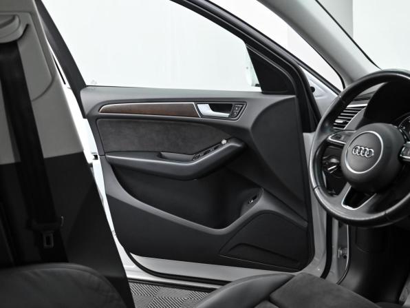 Audi Q5 I (8R) Рестайлинг с пробегом 2014 года, цена 1 899 000 рублей, 133000 км, внедорожник, Автокод Объявления