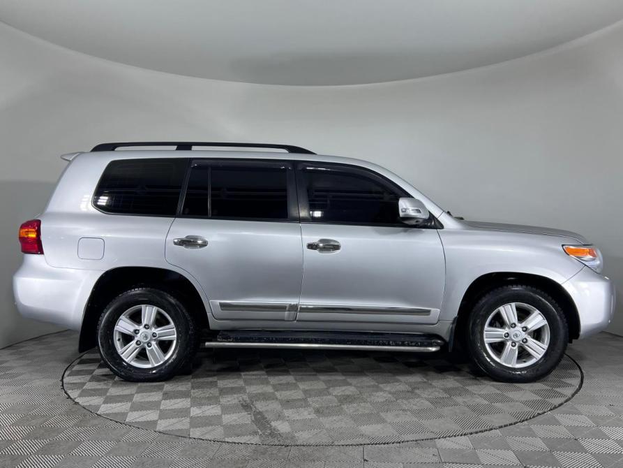 Toyota Land Cruiser 200 Series Рестайлинг 1 Ростов-на-Дону  - изображение 4