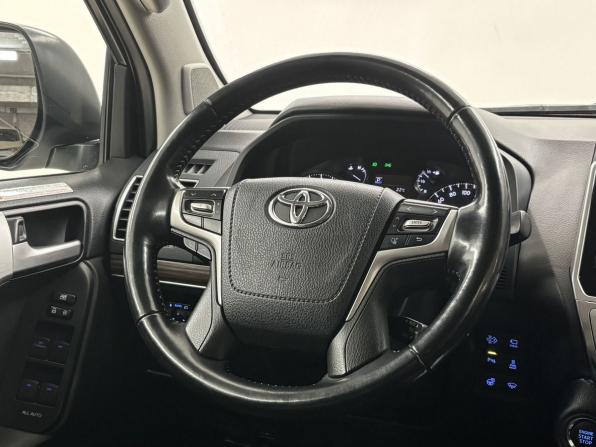 Toyota Land Cruiser Prado 150 Series Рестайлинг 2 с пробегом 2020 года, цена 5 590 000 рублей, 111400 км, внедорожник, Автокод Объявления
