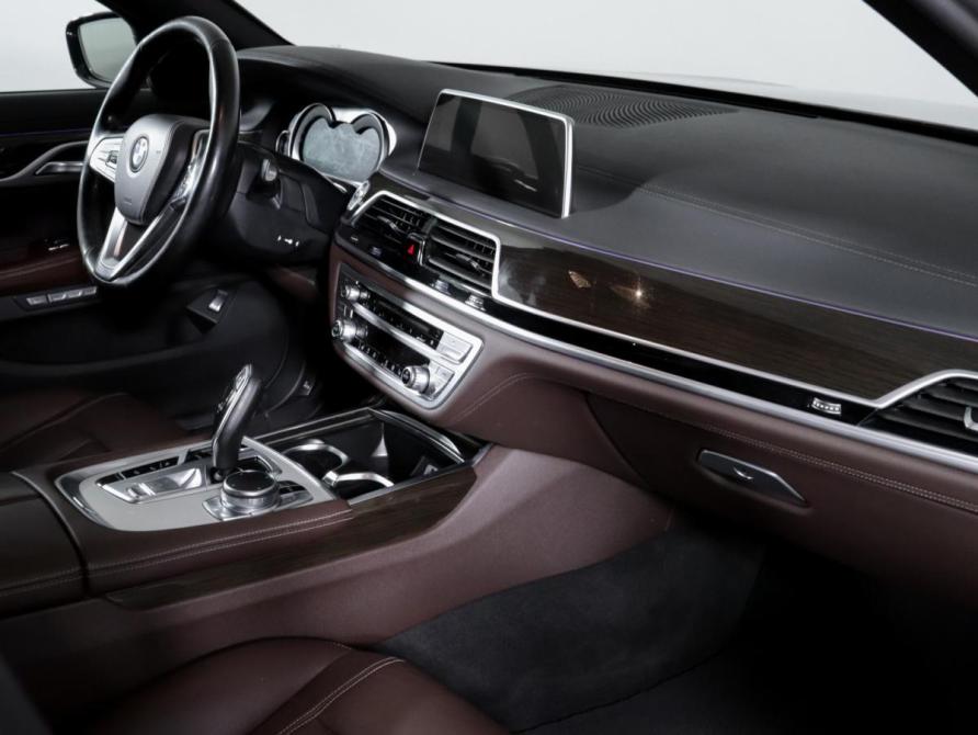 BMW 7 серии VI (G11/G12) Москва  - изображение 9