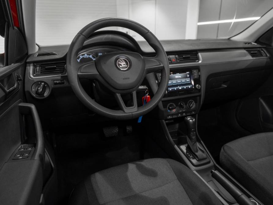 Skoda Rapid I Рестайлинг Москва  - изображение 7