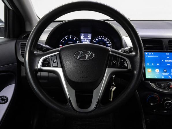 Hyundai Solaris I Рестайлинг с пробегом 2015 года, цена 780 000 рублей, 206301 км, седан, Автокод Объявления