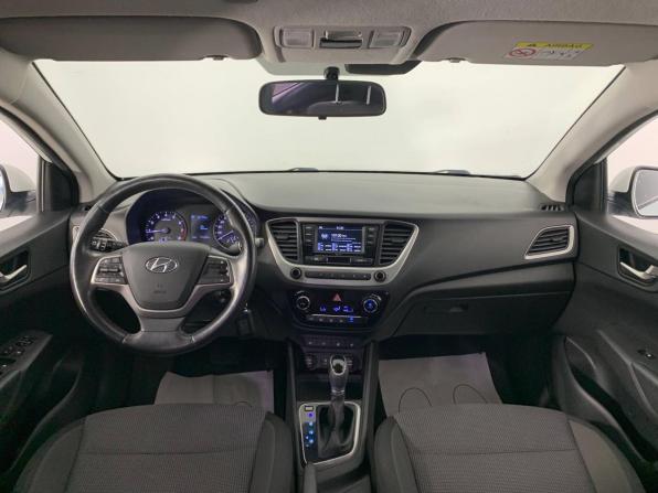 Hyundai Solaris II с пробегом 2017 года, цена 1 128 600 рублей, 171166 км, седан, Автокод Объявления