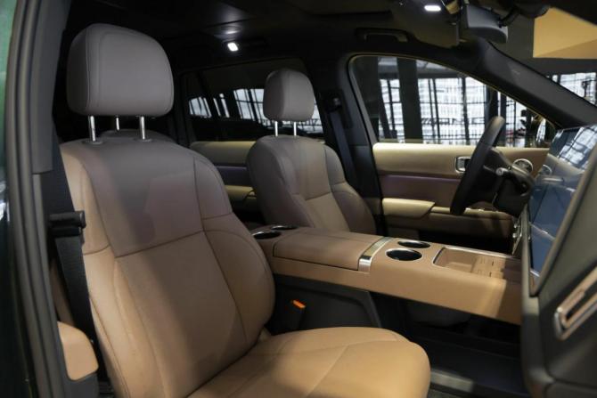 Новый Li Auto (Lixiang) L9 I Рестайлинг 2026 года, цена 12 090 000 рублей, внедорожник, Автокод Объявления