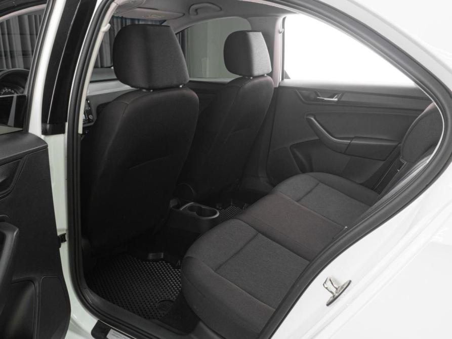 Skoda Rapid I Рестайлинг Тюмень  - изображение 11