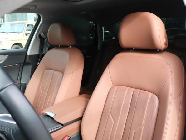 Audi A6 V (C8) с пробегом 2019 года, цена 4 599 000 рублей, 45645 км, седан, Автокод Объявления
