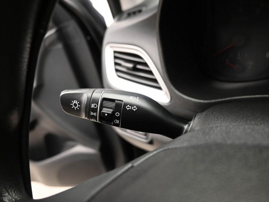 Hyundai Solaris II Ростов-на-Дону  - изображение 13
