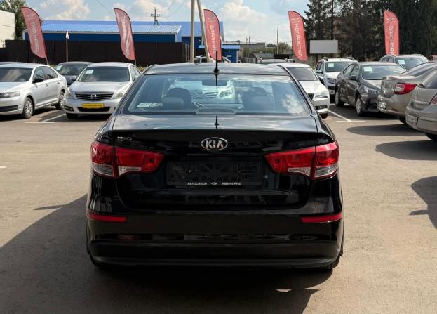 Kia Rio III Рестайлинг с пробегом 2015 года, цена 950 000 рублей, 145000 км, седан, Автокод Объявления