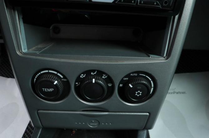Lada (ВАЗ) Priora I с пробегом 2013 года, цена 449 000 рублей, 241000 км, хэтчбек, Автокод Объявления