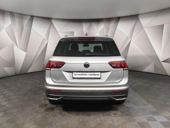 Volkswagen Tiguan II Рестайлинг с пробегом 2021 года, цена 2 795 000 рублей, 72458 км, внедорожник, Автокод Объявления