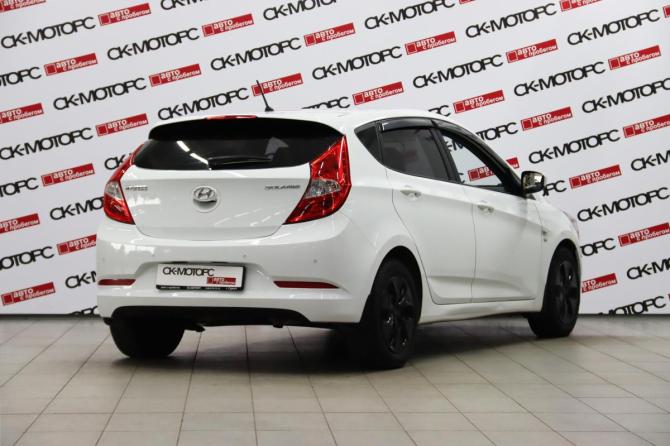 Hyundai Solaris I Рестайлинг с пробегом 2015 года, цена 825 250 рублей, 117076 км, хэтчбек, Автокод Объявления