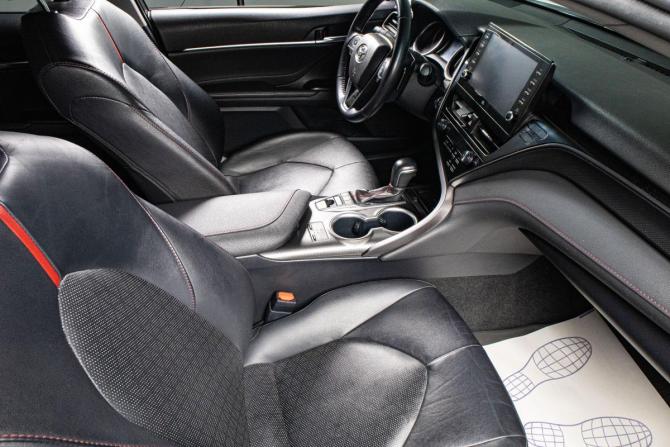 Toyota Camry VIII (XV70) Рестайлинг с пробегом 2021 года, цена 3 709 000 рублей, 55541 км, седан, Автокод Объявления