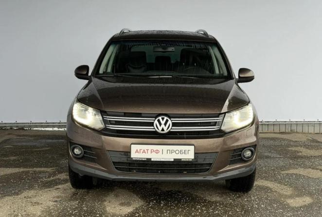 Volkswagen Tiguan I Рестайлинг с пробегом 2015 года, цена 1 490 000 рублей, 198504 км, внедорожник, Автокод Объявления