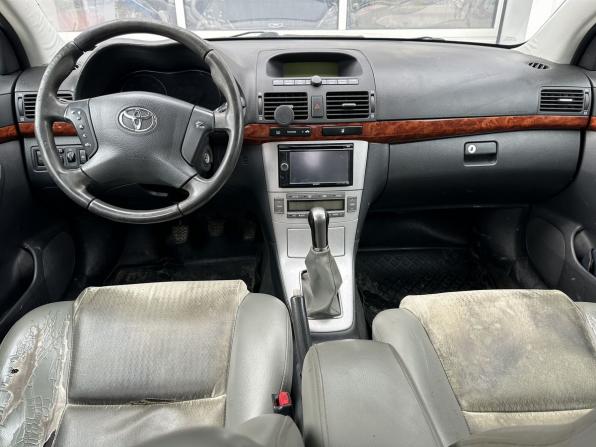Toyota Avensis II с пробегом 2004 года, цена 420 000 рублей, 293964 км, седан, Автокод Объявления