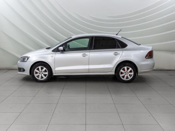 Volkswagen Polo V с пробегом 2013 года, цена 728 000 рублей, 237088 км, седан, Автокод Объявления