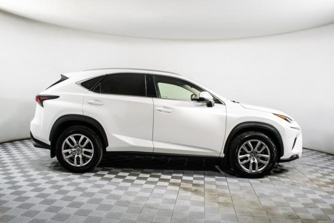 Lexus NX I Рестайлинг с пробегом 2019 года, цена 3 370 000 рублей, 89785 км, внедорожник, Автокод Объявления