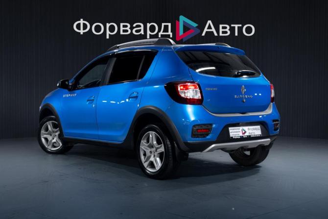 Renault Sandero II с пробегом 2015 года, цена 999 000 рублей, 69699 км, хэтчбек, Автокод Объявления