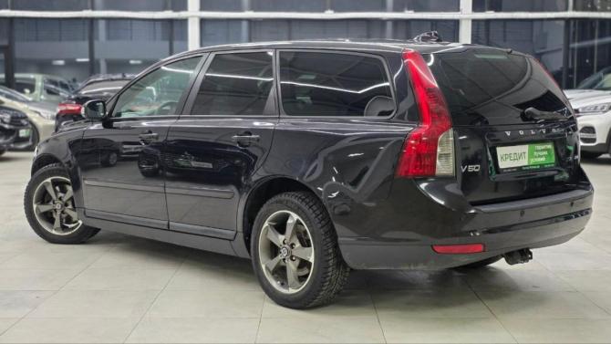 Volvo V50 I Рестайлинг с пробегом 2008 года, цена 889 000 рублей, 228000 км, универсал, Автокод Объявления