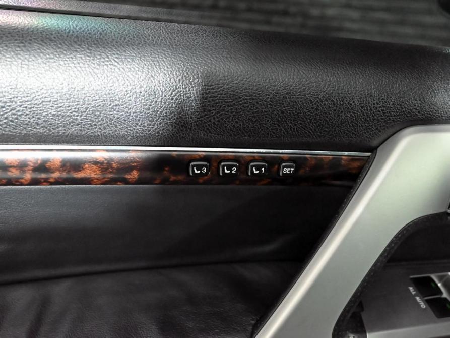 Toyota Land Cruiser 200 Series Рестайлинг 1 Екатеринбург  - изображение 14