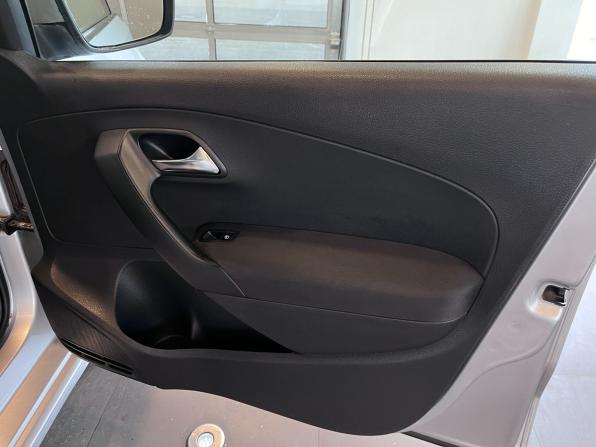 Volkswagen Polo V с пробегом 2011 года, цена 590 000 рублей, 223784 км, седан, Автокод Объявления