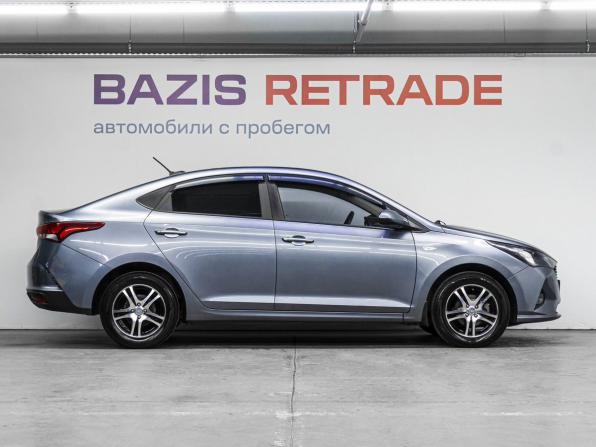 Hyundai Solaris II Рестайлинг с пробегом 2021 года, цена 1 690 000 рублей, 54457 км, седан, Автокод Объявления