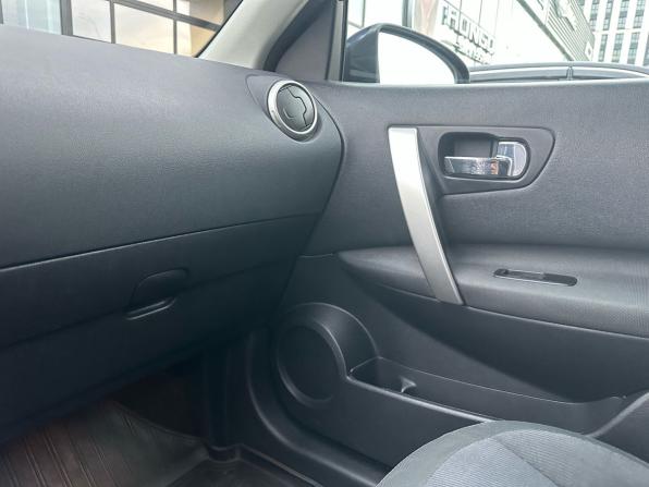 Nissan Qashqai I Рестайлинг с пробегом 2010 года, цена 900 000 рублей, 250927 км, внедорожник, Автокод Объявления