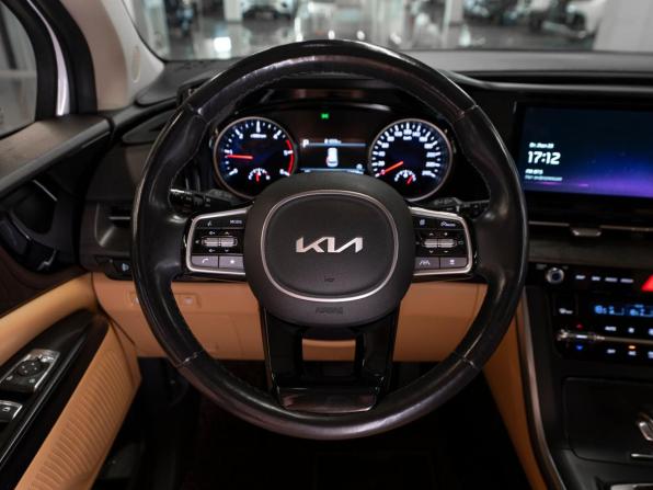 Kia Carnival III с пробегом 2021 года, цена 3 800 000 рублей, 62100 км, минивэн, Автокод Объявления