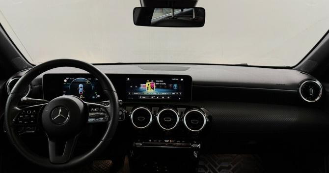 Mercedes-Benz A-Класс IV (W177) с пробегом 2019 года, цена 2 065 000 рублей, 108978 км, седан, Автокод Объявления