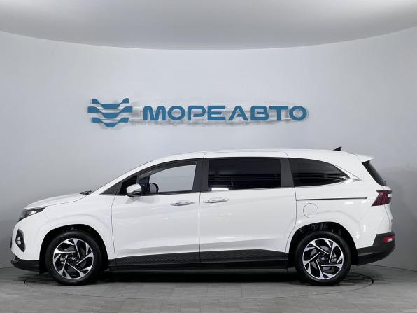 Hyundai Custo I с пробегом 2022 года, цена 3 500 000 рублей, 27118 км, минивэн, Автокод Объявления