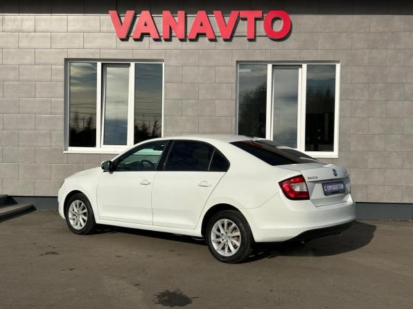 Skoda Rapid I Рестайлинг с пробегом 2018 года, цена 1 300 000 рублей, 90088 км, лифтбек, Автокод Объявления