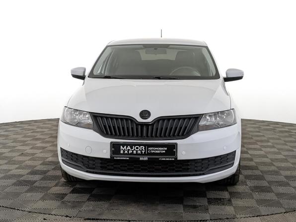 Skoda Rapid I Рестайлинг с пробегом 2018 года, цена 1 479 500 рублей, 51753 км, лифтбек, Автокод Объявления
