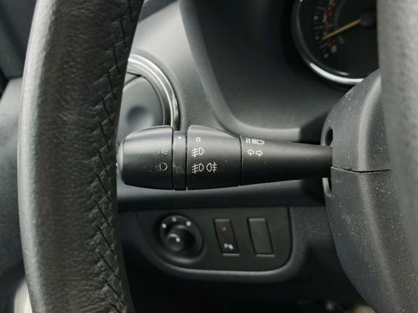 Renault Sandero II с пробегом 2015 года, цена 849 000 рублей, 121700 км, хэтчбек, Автокод Объявления