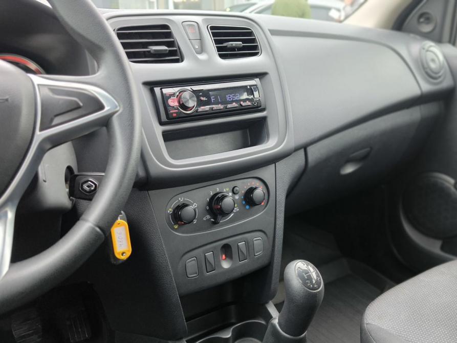 Renault Logan II Рестайлинг Санкт-Петербург  - изображение 14