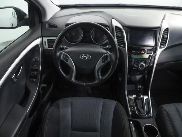 Hyundai i30 II Рестайлинг с пробегом 2016 года, цена 886 000 рублей, 304179 км, хэтчбек, Автокод Объявления