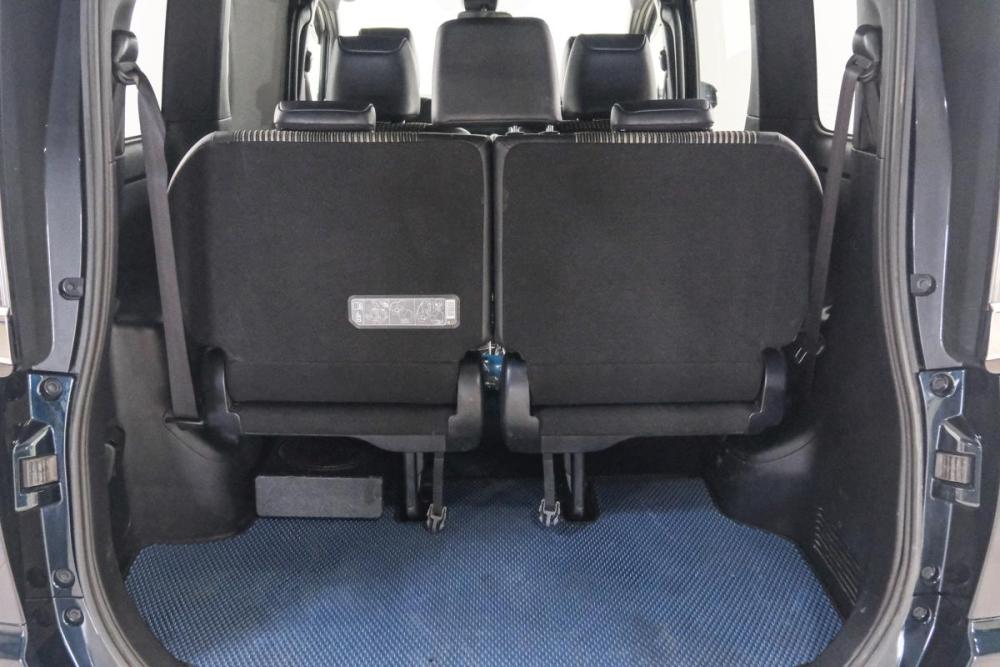 Toyota Noah III (R80) Рестайлинг Красноярск  - изображение 24