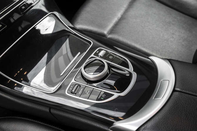 Mercedes-Benz C-Класс IV (W205) с пробегом 2016 года, цена 2 330 000 рублей, 131449 км, седан, Автокод Объявления