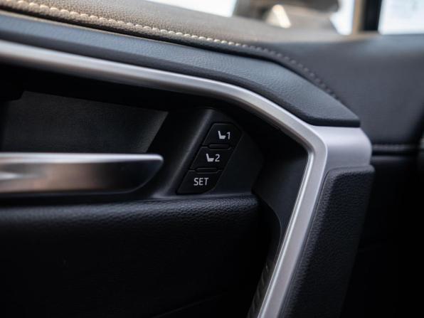 Toyota RAV4 V (XA50) с пробегом 2020 года, цена 3 699 000 рублей, 59131 км, внедорожник, Автокод Объявления