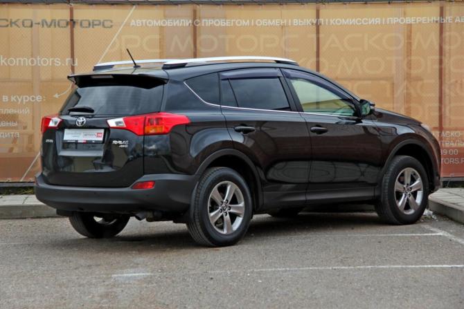 Toyota RAV4 IV (XA40) Рестайлинг с пробегом 2015 года, цена 2 631 900 рублей, 181327 км, внедорожник, Автокод Объявления