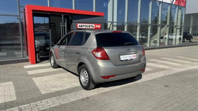 Kia Ceed I Рестайлинг с пробегом 2010 года, цена 590 000 рублей, 194754 км, хэтчбек, Автокод Объявления