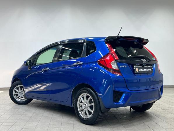 Honda Fit III с пробегом 2015 года, цена 1 050 000 рублей, 117588 км, хэтчбек, Автокод Объявления