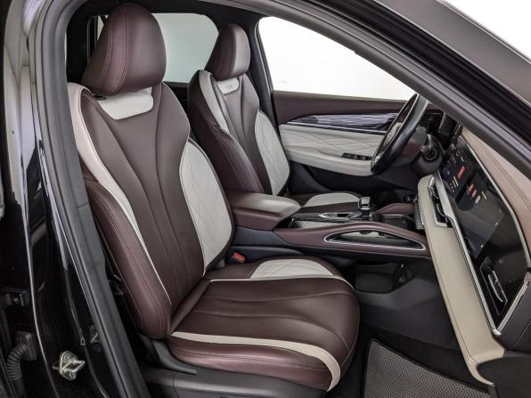 Geely Monjaro I с пробегом 2023 года, цена 2 970 000 рублей, 88165 км, внедорожник, Автокод Объявления