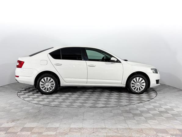 Skoda Octavia III (A7) с пробегом 2015 года, цена 952 000 рублей, 289114 км, лифтбек, Автокод Объявления
